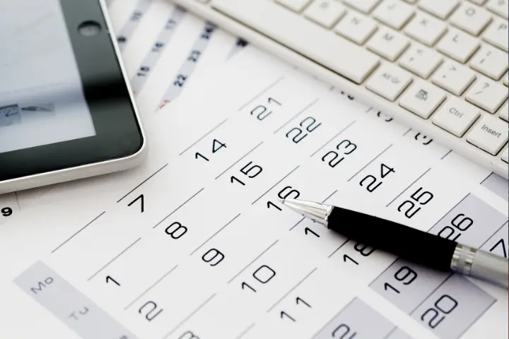 Contoh Jadwal Kerja Restoran dan Jenis Shift Efektif
