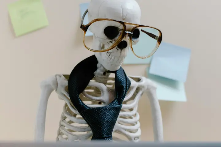 Perusahaan Harus Aware, Waspadai Presenteeism Pada Karyawan