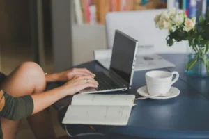 Rekomendasi Aplikasi Parafrase Online Terbaik di Indonesia