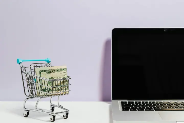 Sales Force: Pengertian, Peran, Tugas, Gaji dan Cara Memaksimalkannya