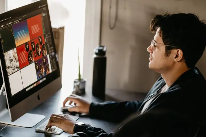 Template Job Deskripsi UI:UX Designer