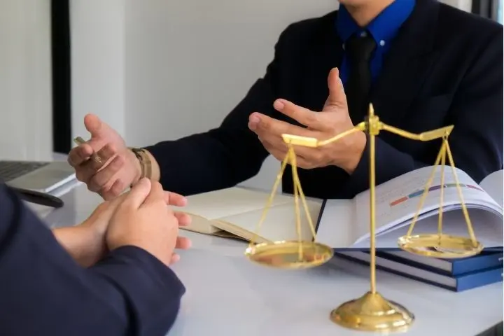 Tugas, Skill dan Syarat Wajib untuk Menjadi Legal Officer