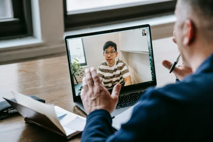 Virtual Instructor-Led Training: Arti, Manfaat, Tahapannya