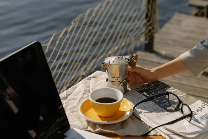 Workcation Adalah Bekerja Sambil Liburan, Bagaimana Penerapannya?