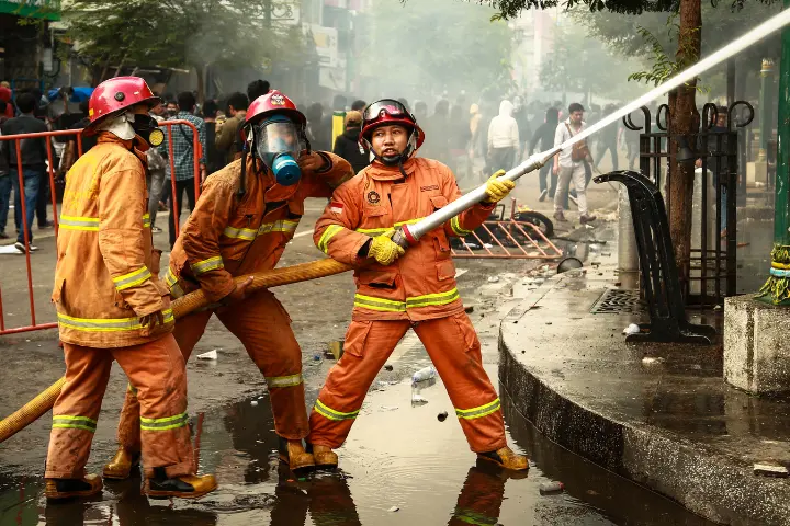 Yuk, Cari Tahu Apa Itu Tenaga Kerja Terlatih dan Contohnya