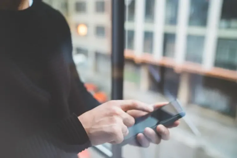Mudah, Ini Cara Kerja Aplikasi Fingerprint Absensi dengan HP