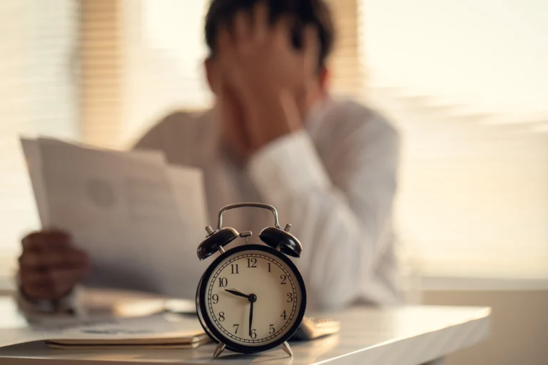 Cemas Berlebih Mendekati Deadline? Ikuti Tips Mengatasi Berikut Ini!