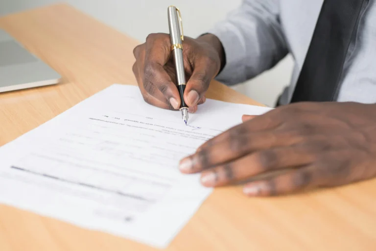 Red Flags Sering Terlewat! Perhatikan Hal ini Saat Review CV