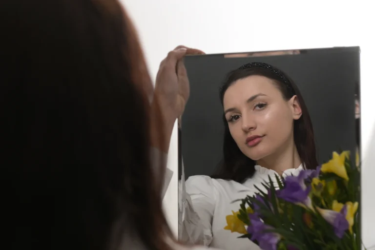 Apa itu Self Esteem? Berikut Pengertian, Ciri-ciri, dan Cara Meningkatkannya