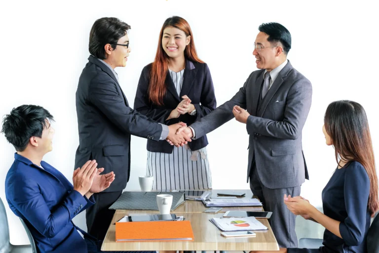 Cara Menjaga Hubungan Sesama Karyawan di Lingkungan Kerja